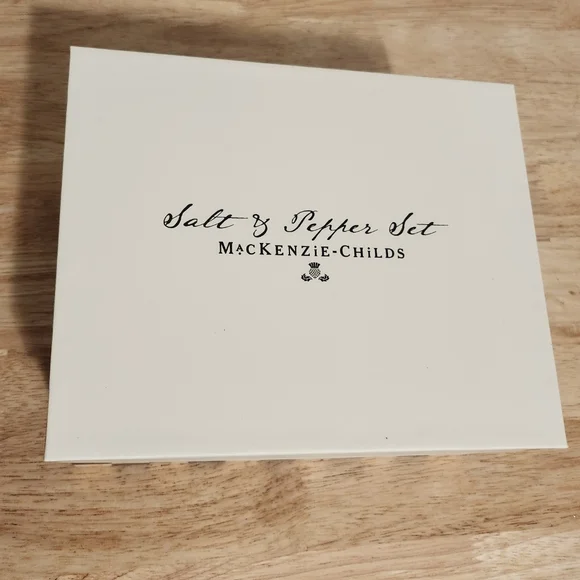 Mackenzie-Childs White Flower Market Teapot Salt & Pepper Set - Picture 8 of 8